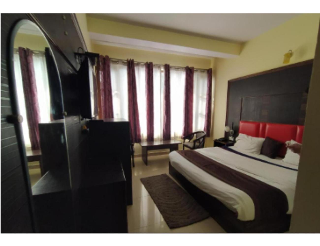 Hotel Super Mall Residency, Mussoorie Buitenkant foto